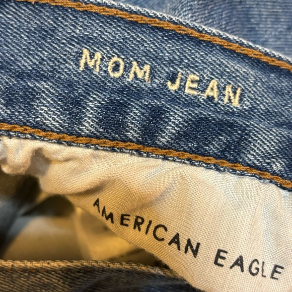 AE American Eagle Outfitters Distressed Mom Jeans 0 - Picture 8 of 9